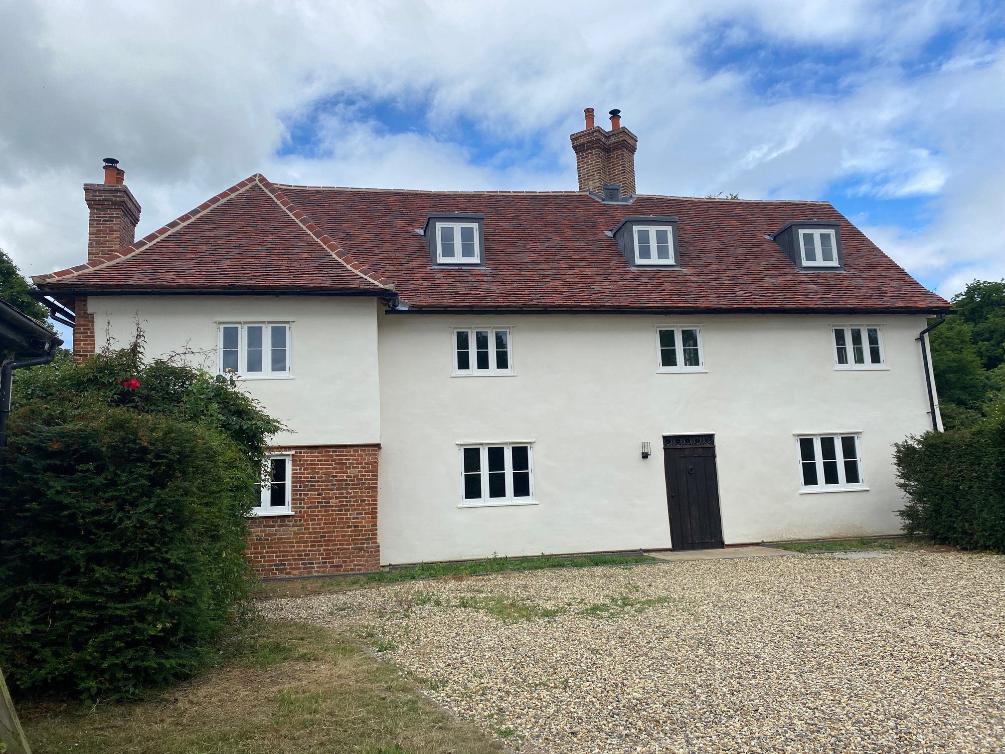 Lawneys Farm restoration front view - Grade II listed building dating from 13th century